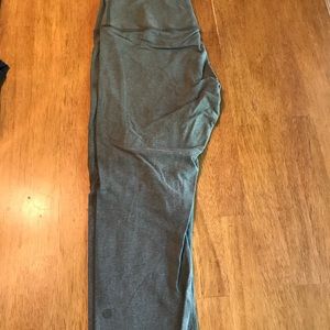 Lululemon original wunder under crop leggings